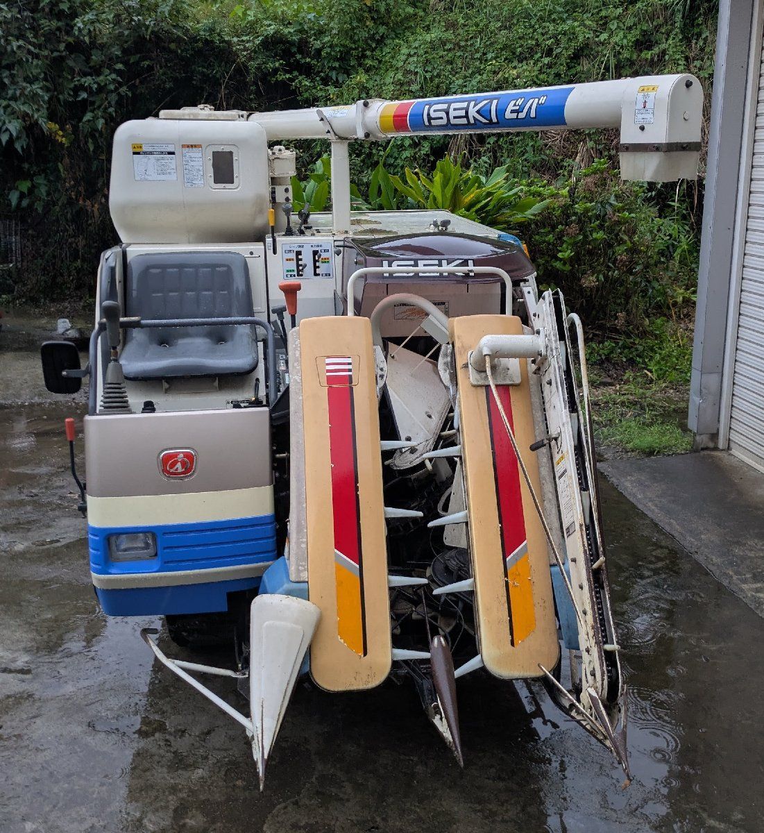 鹿児島発 イセキ グレンタンク 二条刈り コンバインHV214G-AWC 送料別