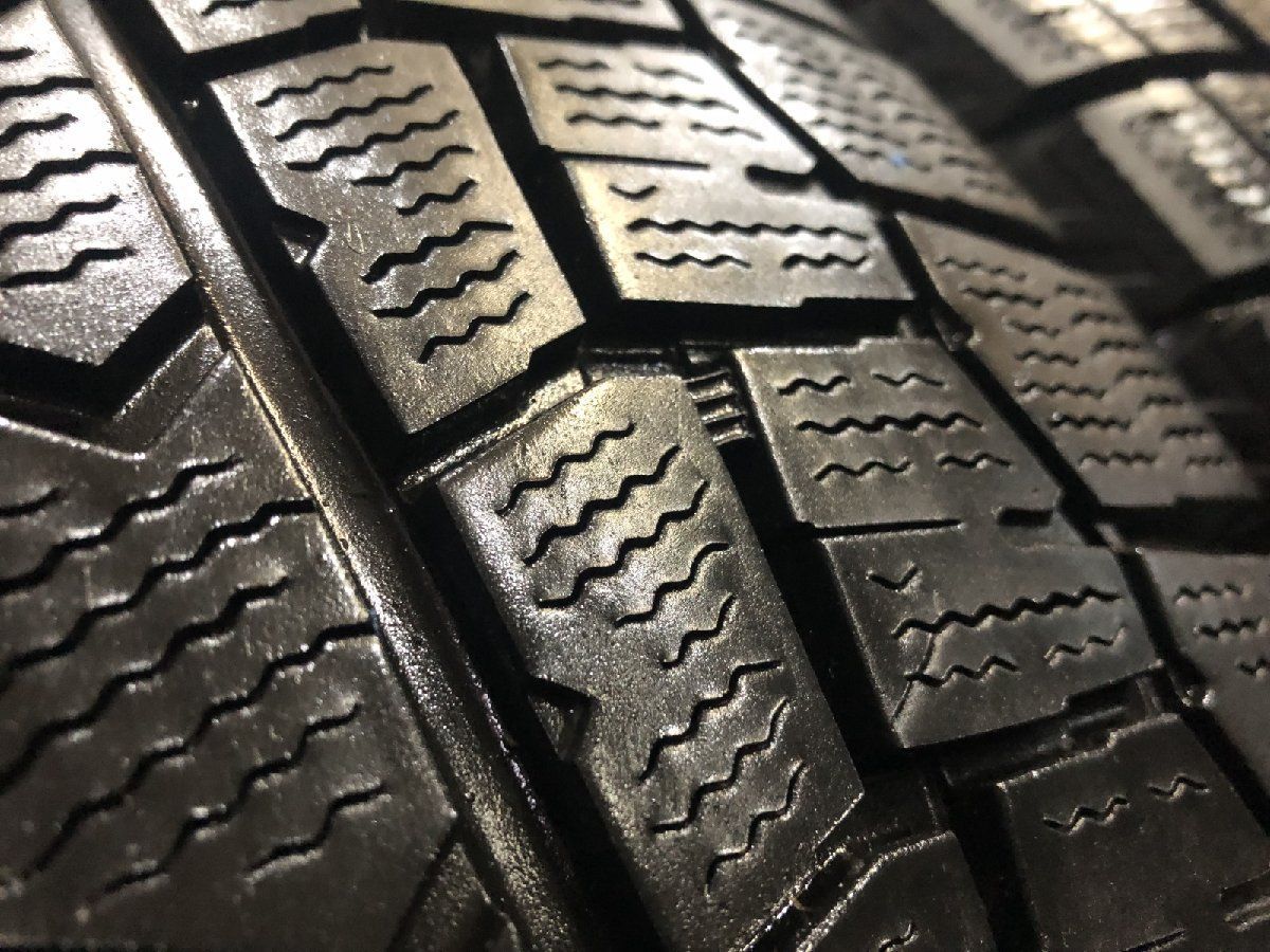 DUNLOP WINTER MAXX WM02 195/65R15 15インチ スタッドレス 4本 23年製 セレナ ヴォクシー プリウス アイシス等　(VTP978)