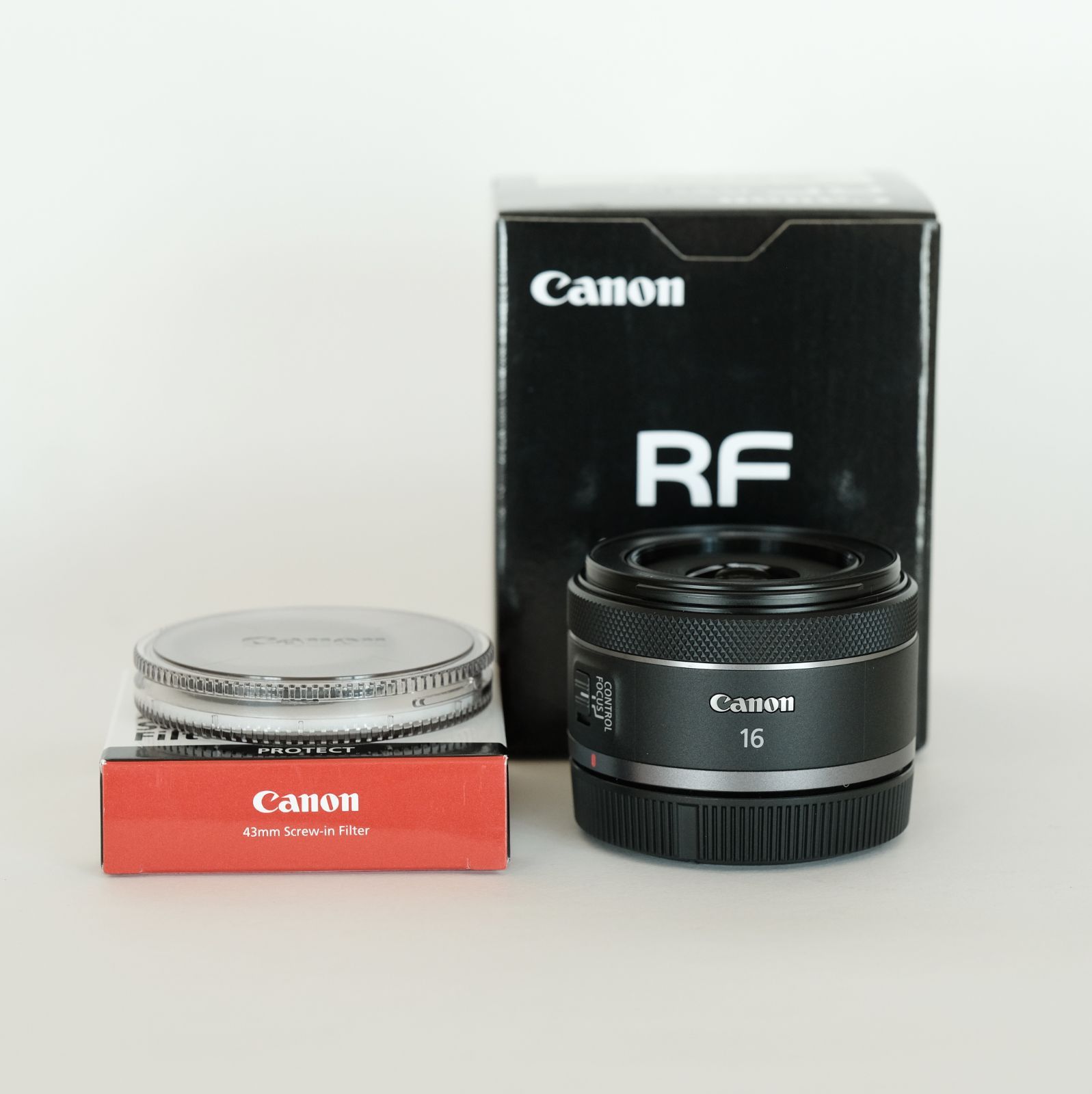 Canon RF16㎜ F2.8 STM（＋純正フード付き） - その他