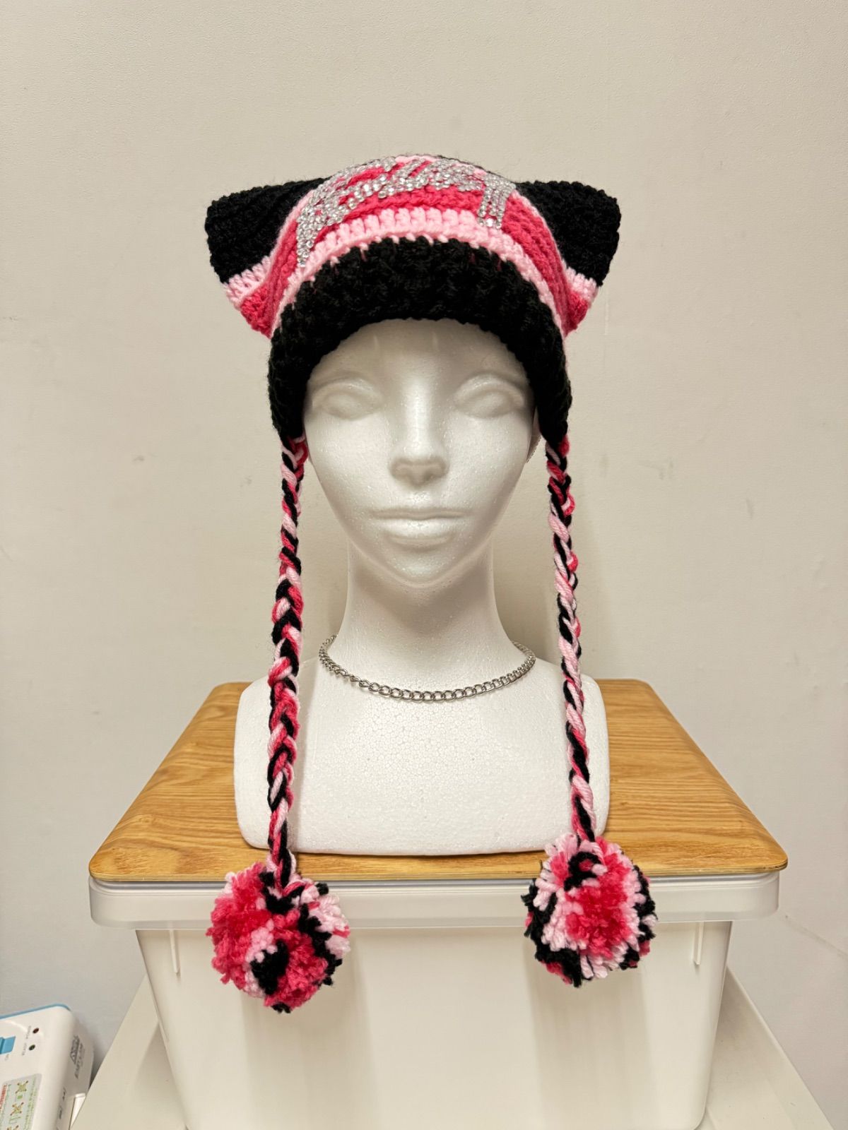 TXT】ヨンジュンソロ曲『GGUM』イメージ猫耳ニット帽🐱 - メルカリ