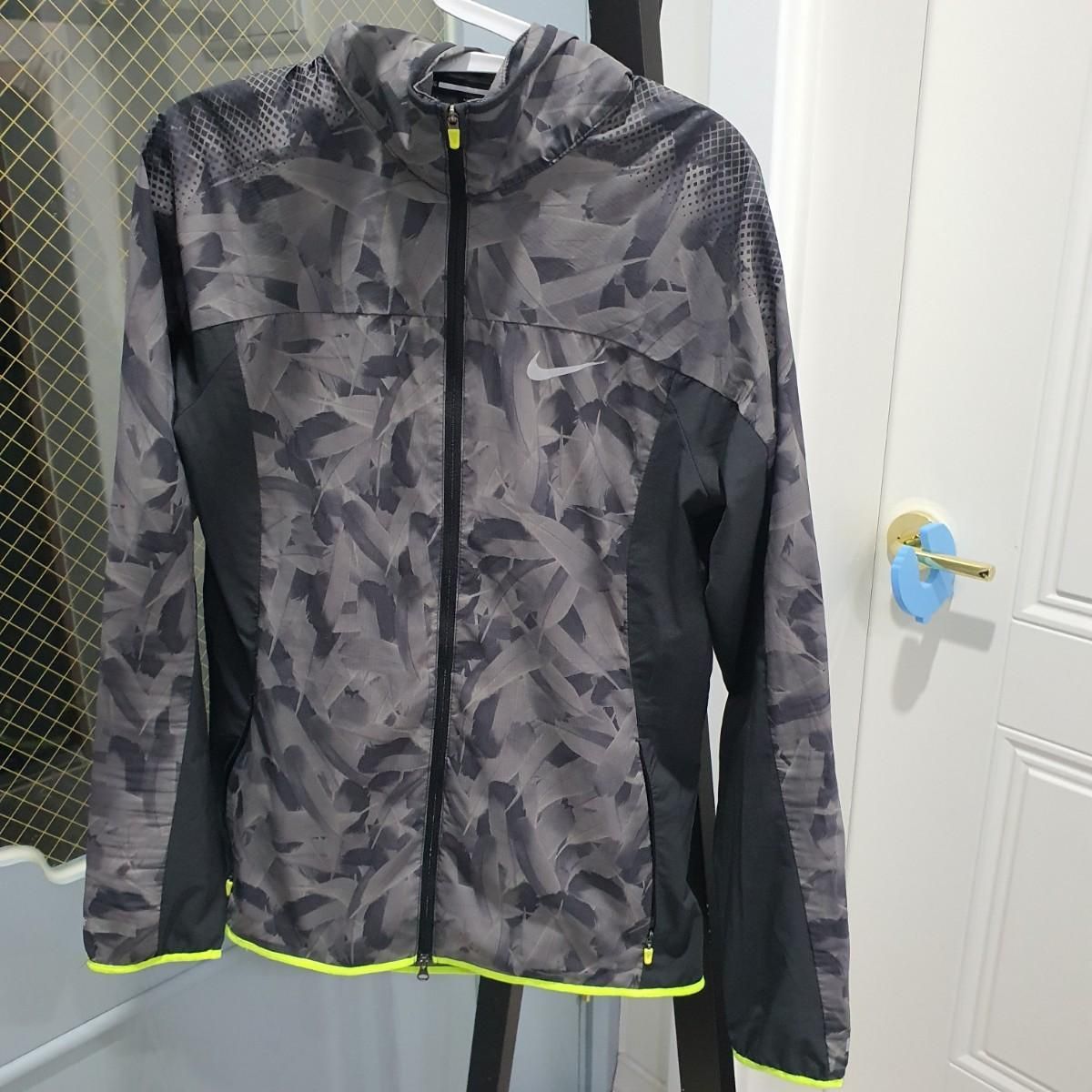 【雷市場（ポンジャン）商品韓国直送】NIKE(ナイキ) レディース ウィンドブレーカー