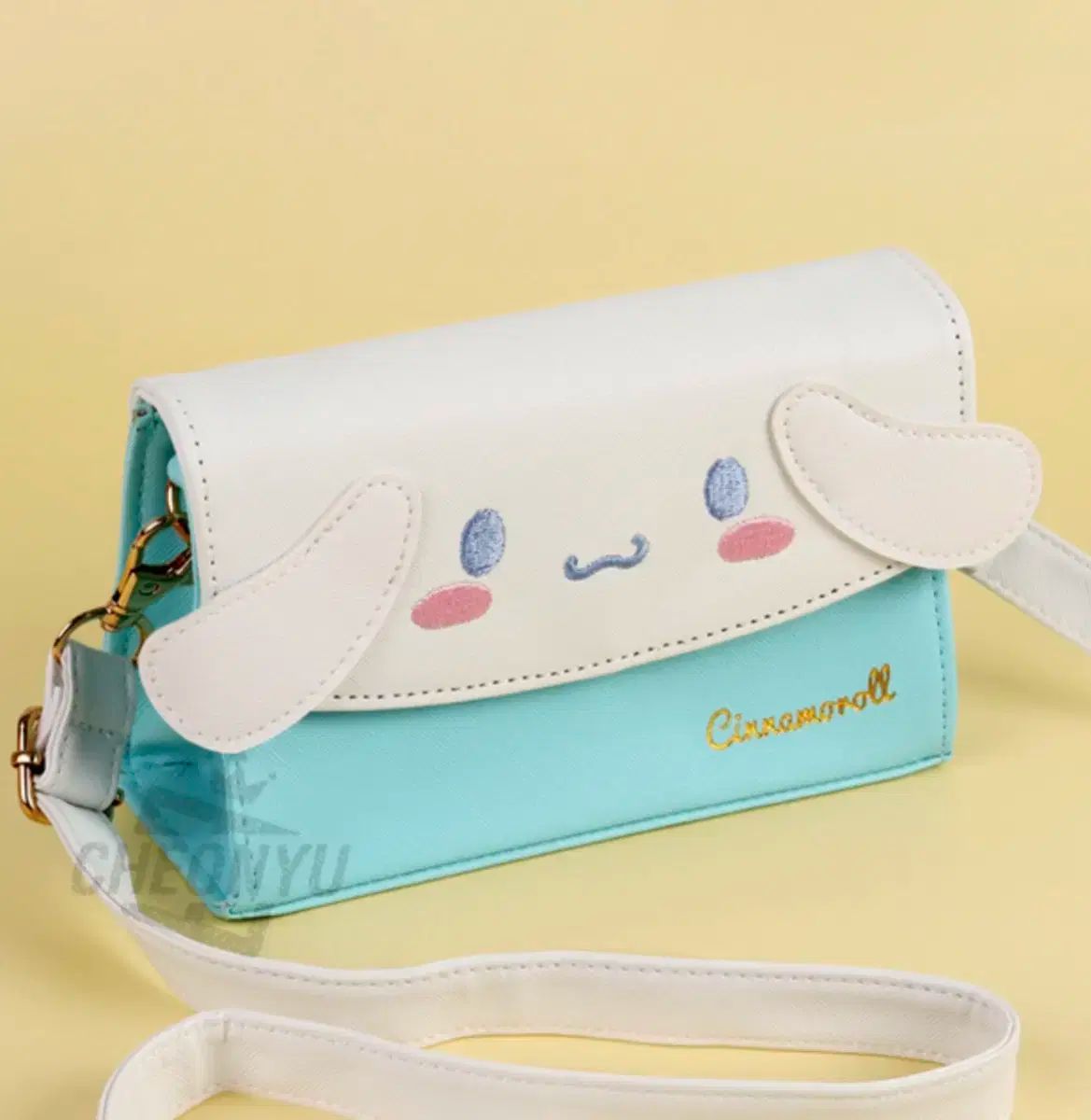 Sanrio(サンリオ) シナモロール フェイス クロスボディバッグ バッグ