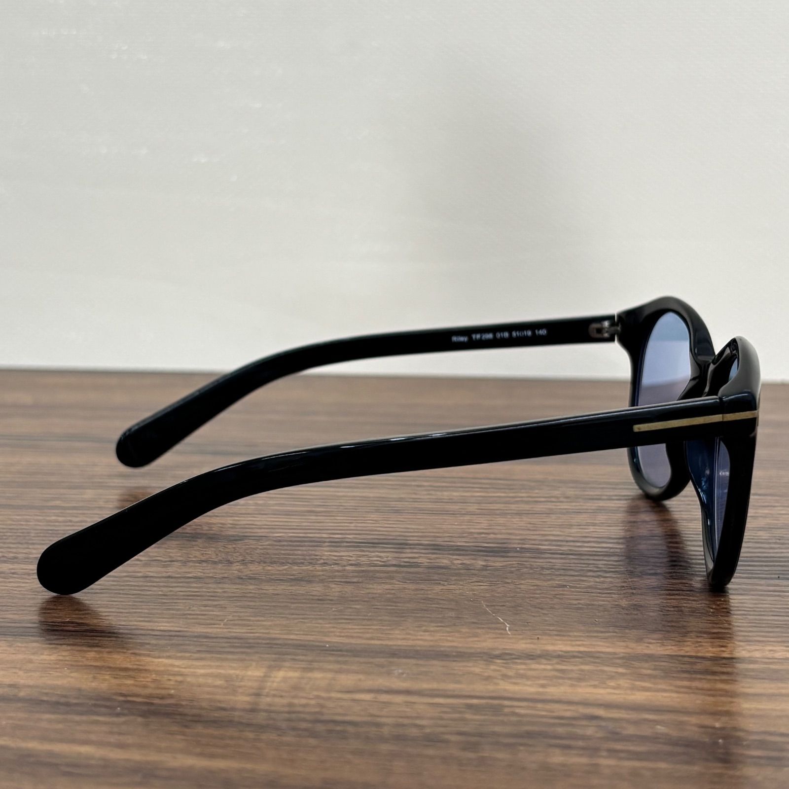 ☆【美品】TOM FORD トムフォード サングラス ブラック ゴールド