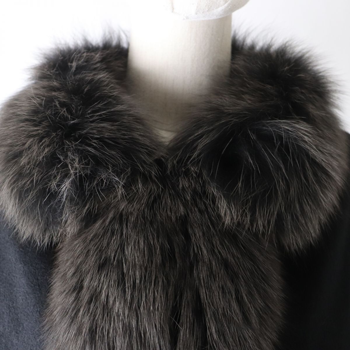 美品 sagafursサガファ ブルーフォックスファーカシミヤ100