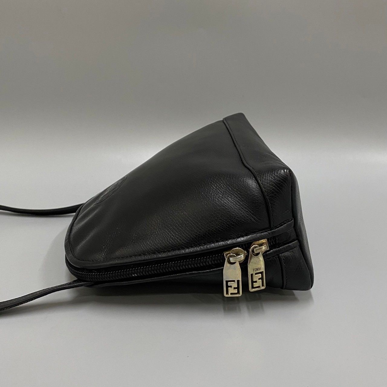 極上 美品 希少品 FENDI フェンディ FF ロゴ レザー 本革 ミニ 