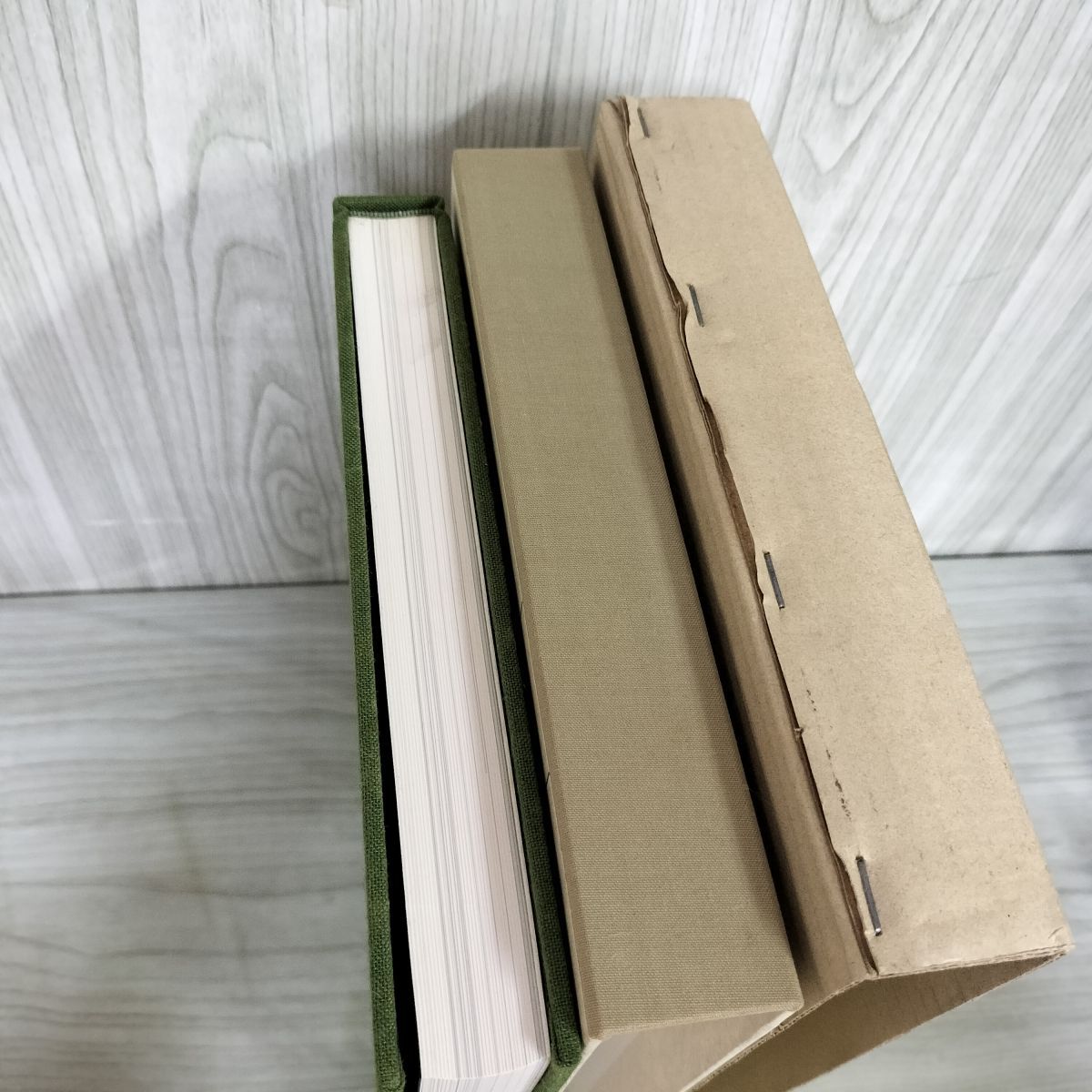 表千家の茶道具　三井文庫蔵 千宗左監修 Amazon.co.jp: 表千家の茶道具: 三井家伝来 三井文庫蔵 : 本