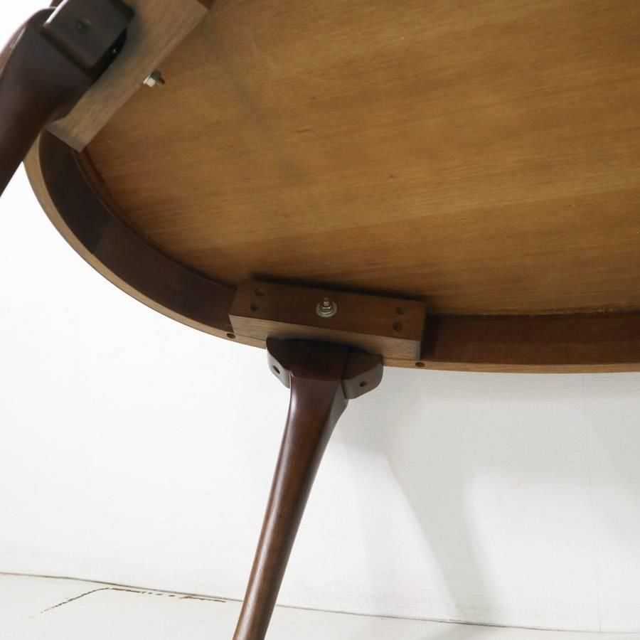 センターテーブル