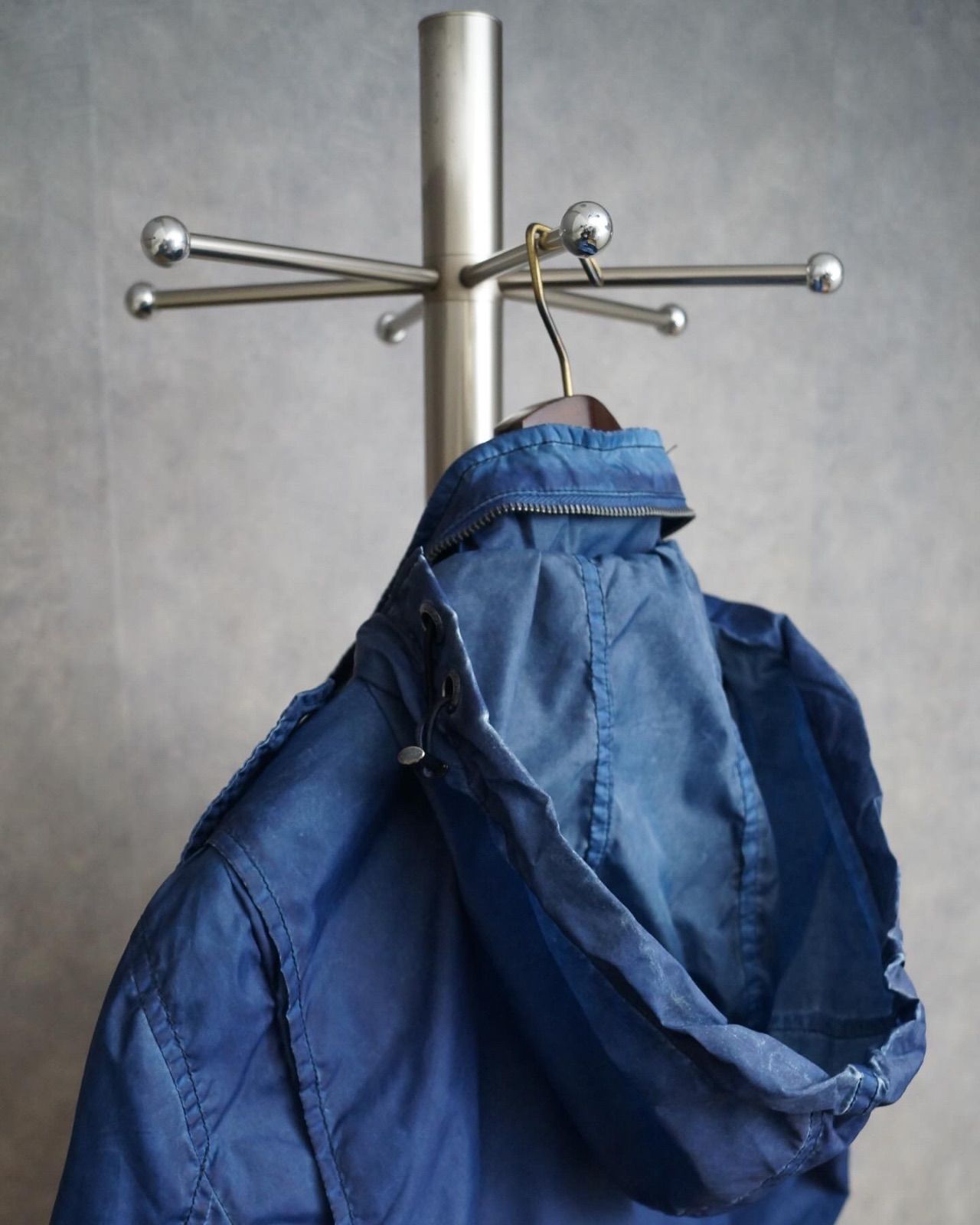 GUESS M65 Jacket Blue dye - メルカリ