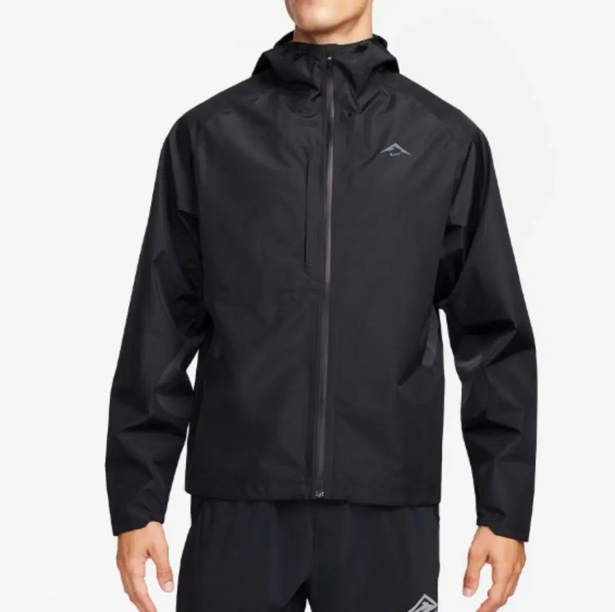 ナイキ トレイル ゴアテックス インフィニウム ウィンドブレーカー