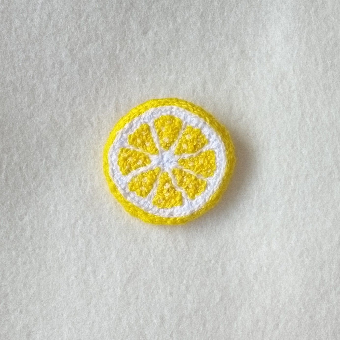 ビーズ 刺繍 ブローチ ハンドメイド レモン No.311 - メルカリ