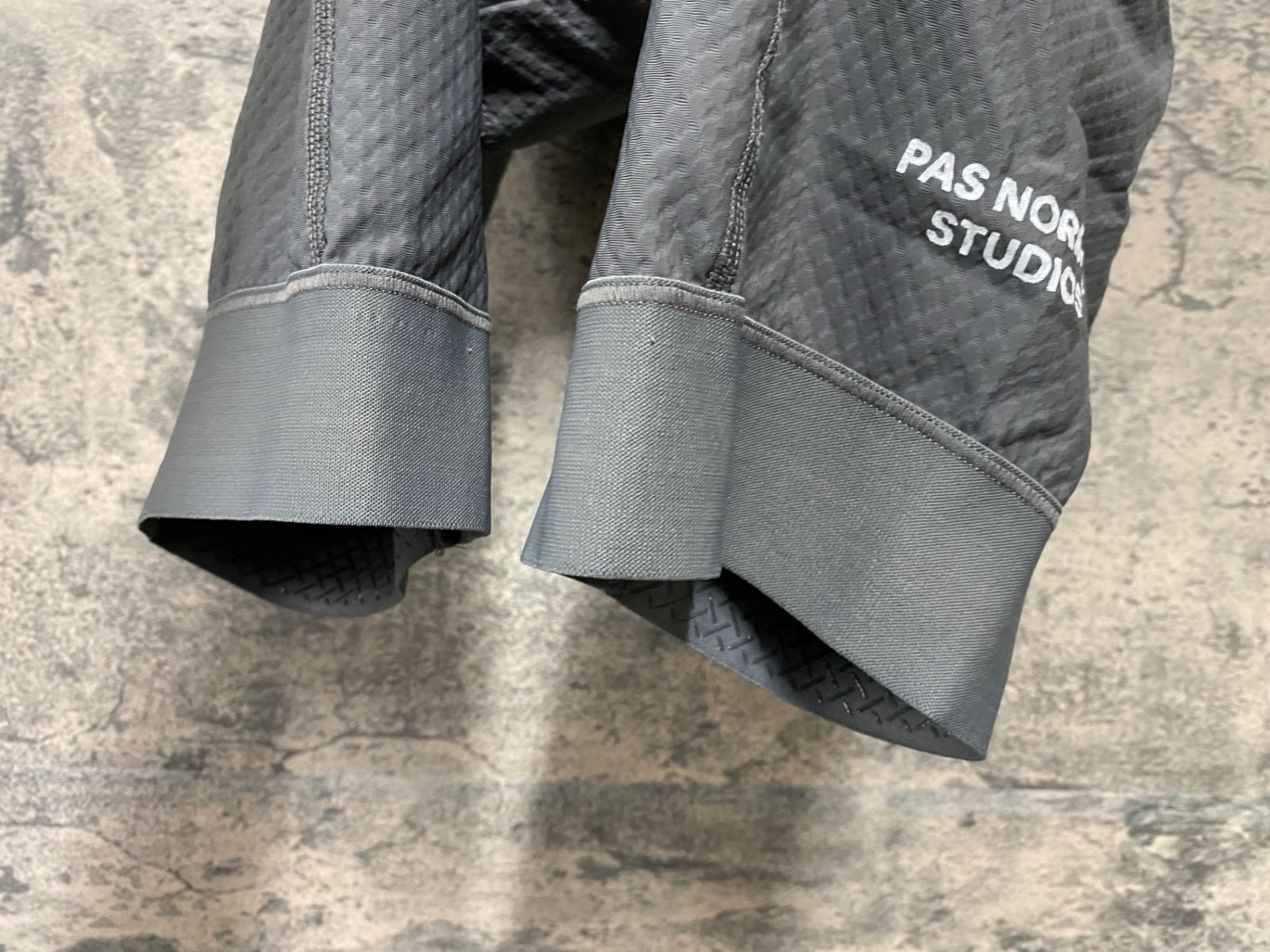 ビブショーツ M