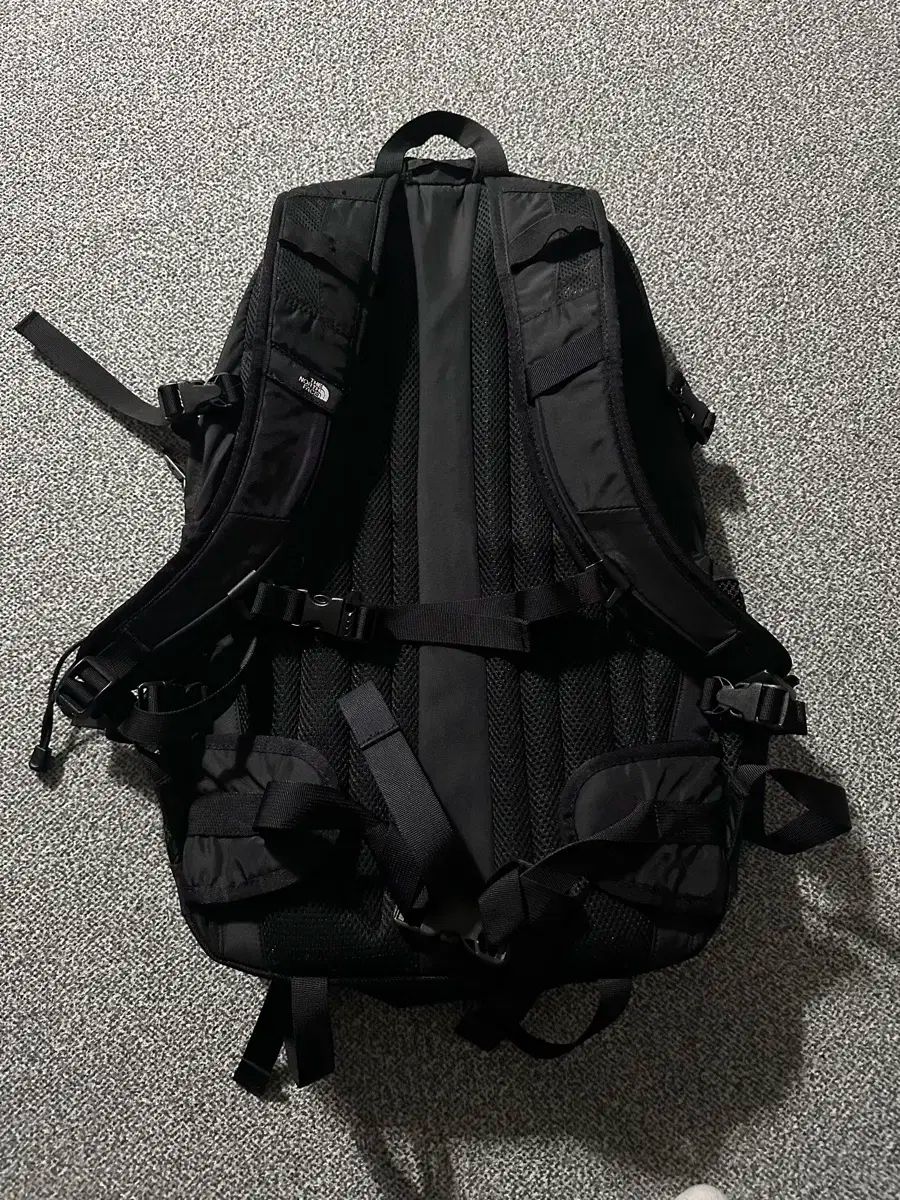 NRG クイックリリース ステアリング (ブラック) チンと鳴るバージョン