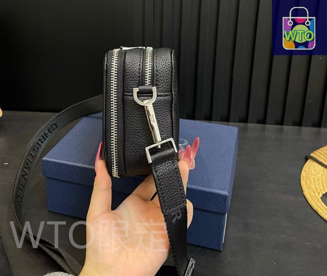 DIOR デイオール ショルダーバッグ 即購入不可 - メルカリ