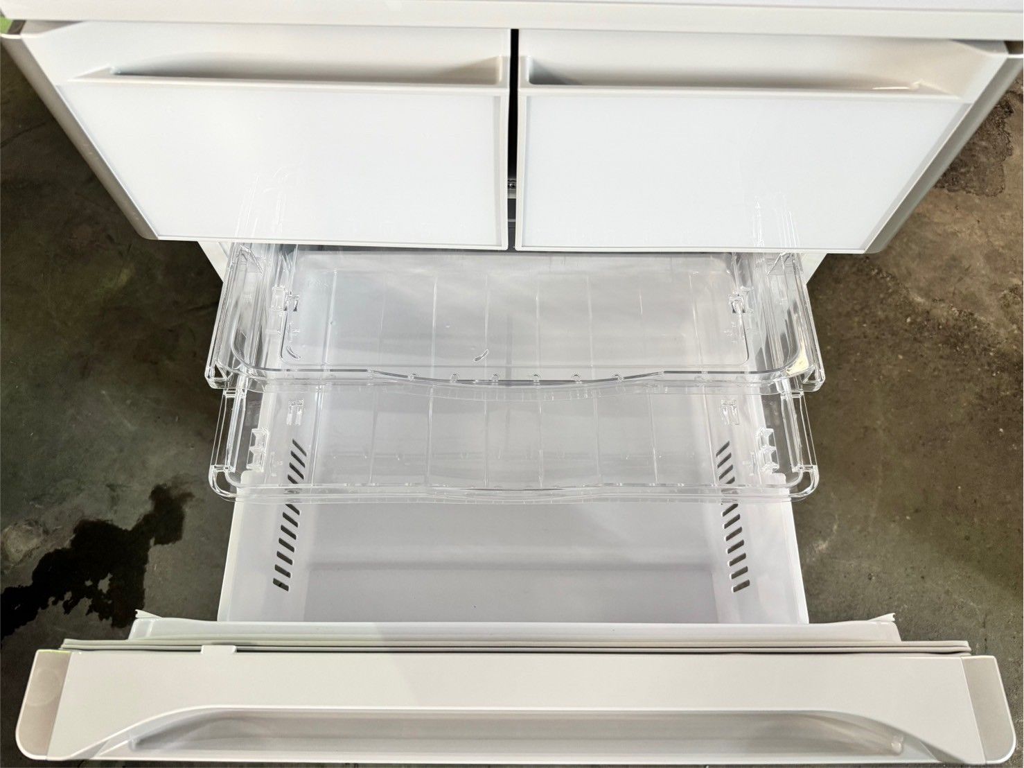 大阪送料無料☆3か月保障付き☆冷蔵庫☆日立☆5ドア