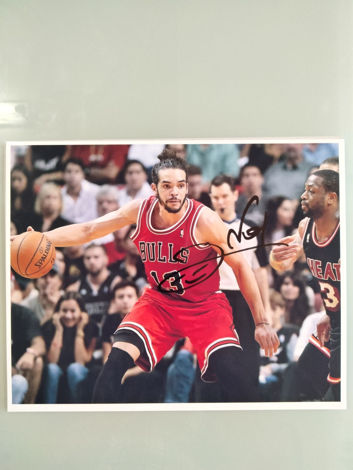 ジョアキム・ノア直筆サイン入り超 大型写真…Joakim Noah Amazon.co.jp: ジョアキム・ノア直筆サイン入り超 大型写真