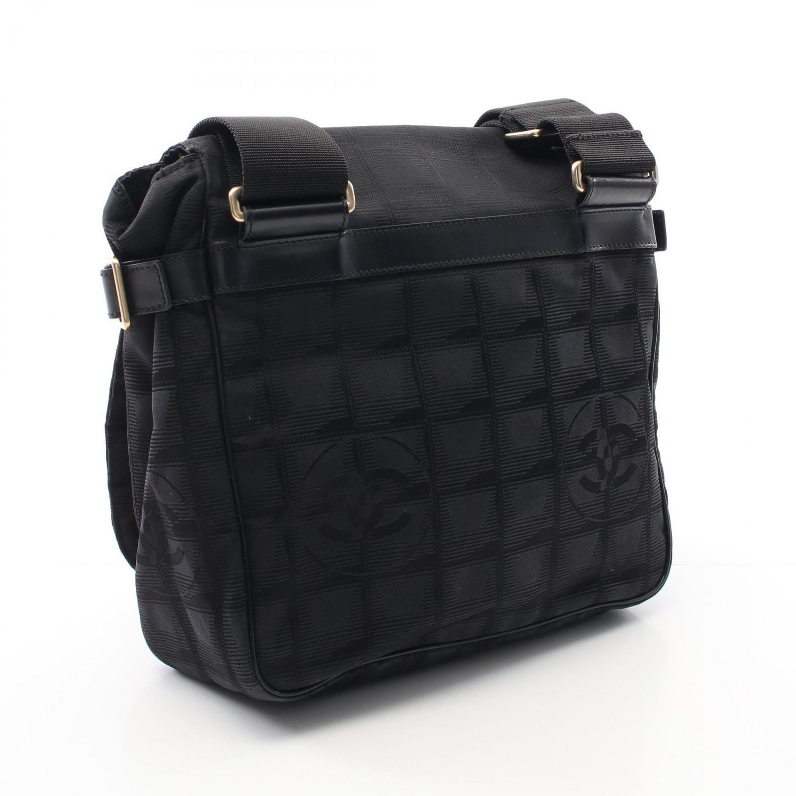 CHANEL ニュートラベルライン ホーボー ワンショルダーバッグ 8番台 黒 CHANEL ニュートラベルライン ホーボー ワンショルダーバッグ 8