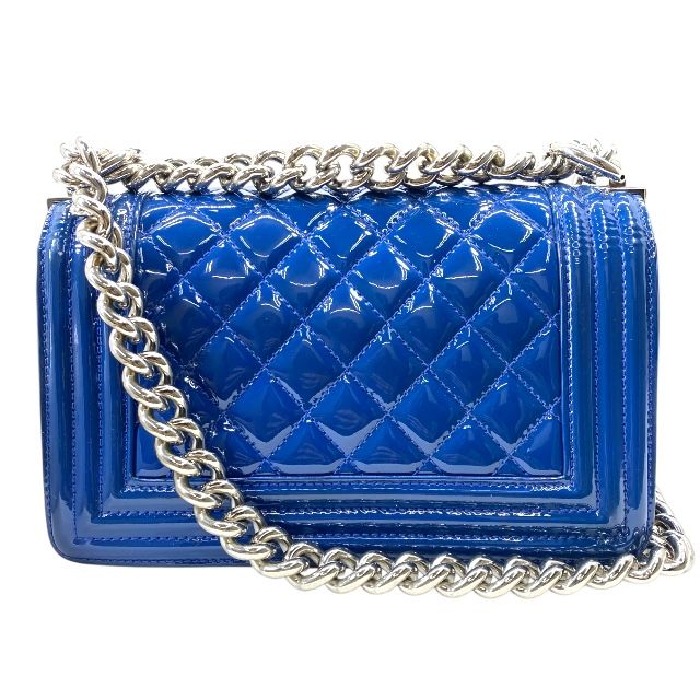 シャネル A67086 ボーイシャネル スモール チェーンショルダーバッグ パテントレザー エナメル ブルー シルバー ココマーク CHANEL 安心品質 レディース ブランドバッグ 感 ミニバッグ 斜め掛け ショルダー おしゃれ デザイン