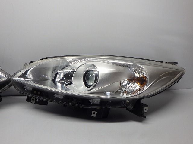 プレマシー ラフェスタ ヘッドライト 左右 ハロゲン CWE CW系 P9562 コーティング 比較的 250929207