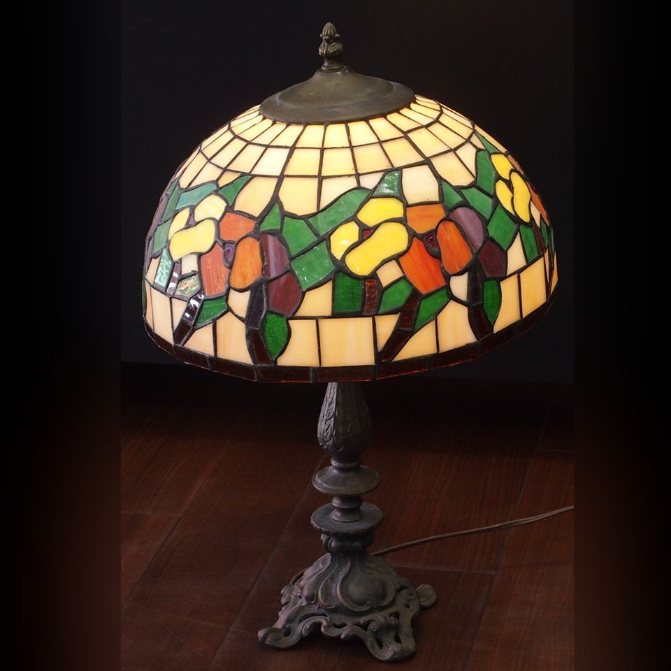 m001 Omote(100) ティファニーランプ パンジー LEVITON 高さ50cm 点灯確認 ヴィンテージ レプリカ Vintage  Tiffany Style Stained Glass Table Lamp Pansy - メルカリ