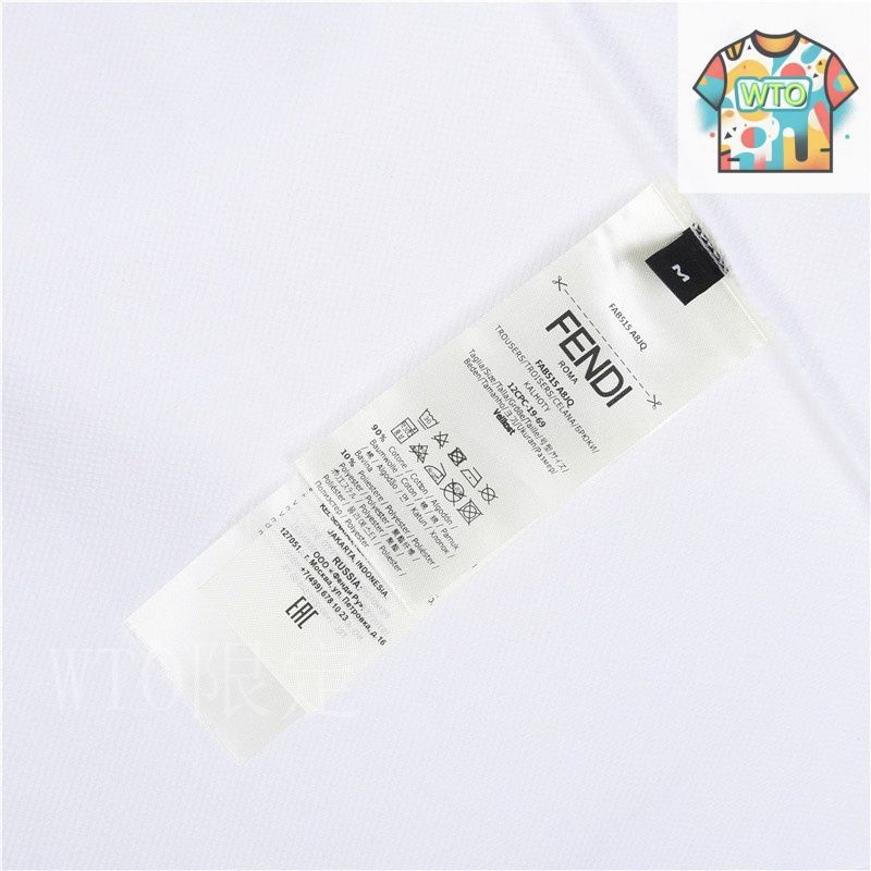 FENDI - フェンディ　Tシャツ＆ワンピース 今日特価】FENDI 25 春夏 小悪魔刺繍ワッペン半袖 T フェンディ
