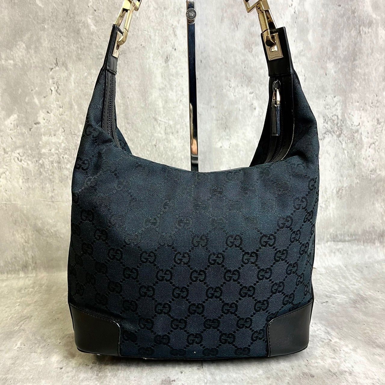 ✨良品✨ GUCCI グッチ ワンショルダーバッグ トートバッグ GG柄 ロゴ  