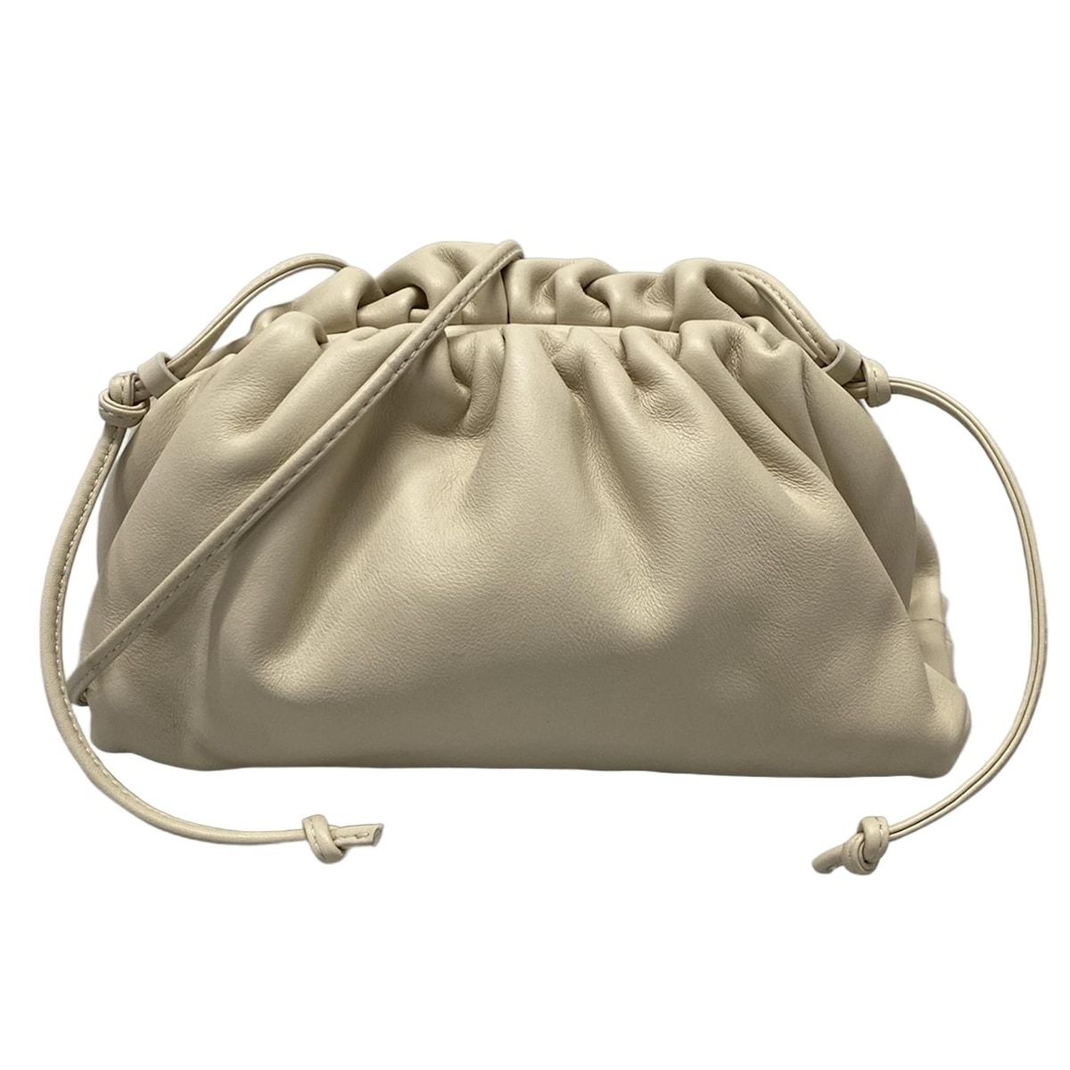 ☆【BOTTEGA VENETA】☆レザー ショルダーバッグ ミニ IVORY☆ 国内発送/BOTTEGA VENETA/Loop ミニレザーショルダーバッグ