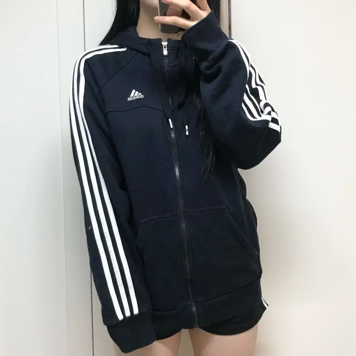 【アディダス】ジップアップ　パーカー　スポーツ　ウォームアップ　ブラック　L adidas(アディダス) トレーニング ジップアップパーカー フード付き