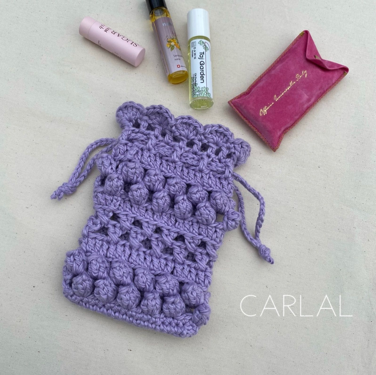 レトロポップなかぎ針編みミニ巾着ポーチ 紫 - メルカリ