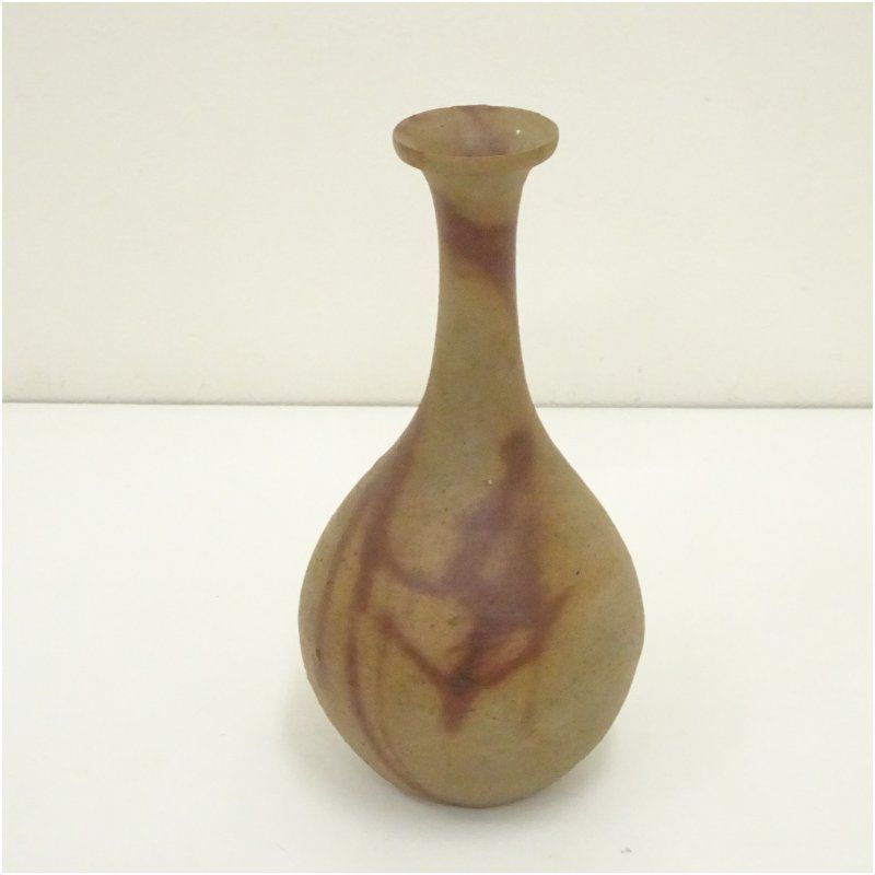 新栄堂 備前耳付花入 | 伊勢崎満 緋襷(花器、壷)の中古
