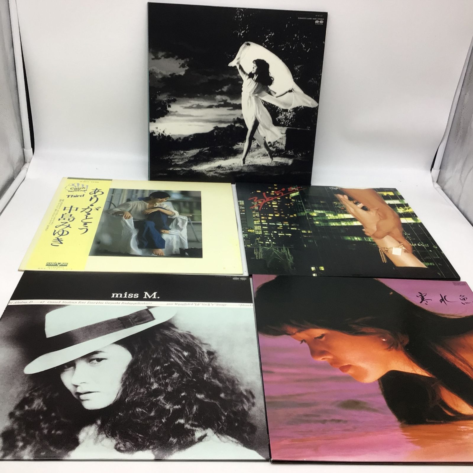 中島みゆき LPレコード 2枚まとめて 7003 【LPレコード15枚セット】中島みゆき 帯付きあり 名盤多数