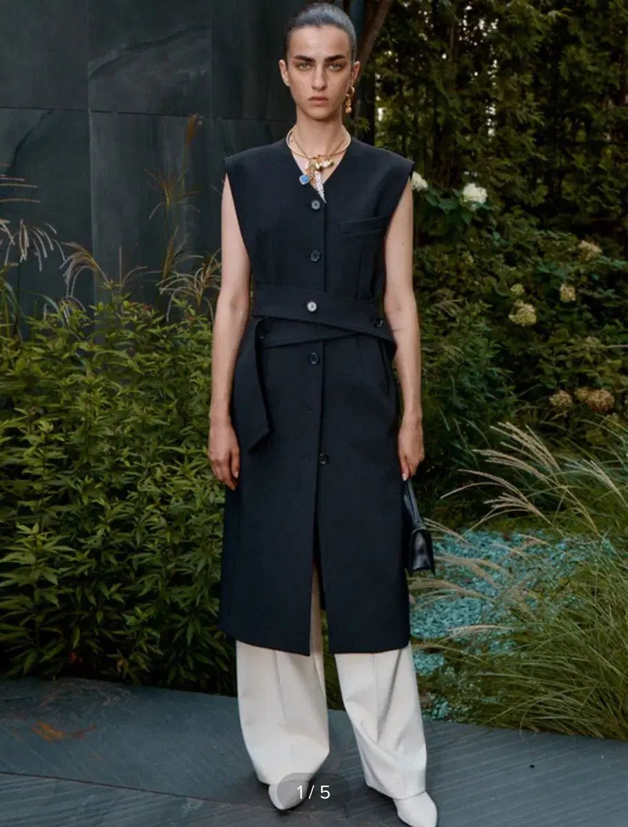 レクト ベルト付き ベスト ブラック ONE PIECE