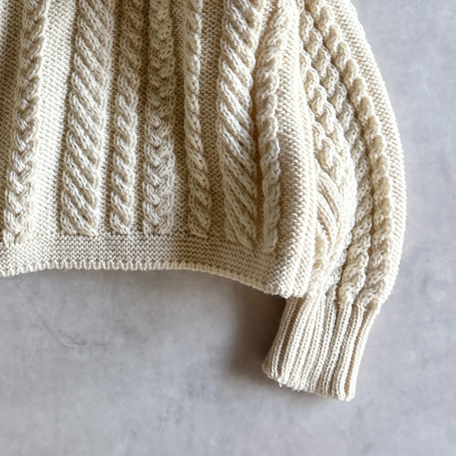 極美品 / Guernsey Woollens ガンジーウーレンズ / 英国製 ウール100 