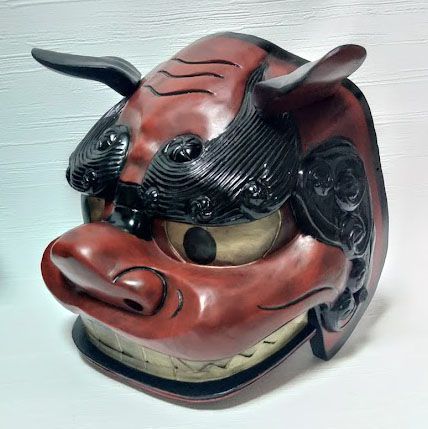 獅子頭 木彫り 旧家蔵出 大振 獅子頭 雄 木彫 獅子舞い 彫刻 朱塗 漆塗