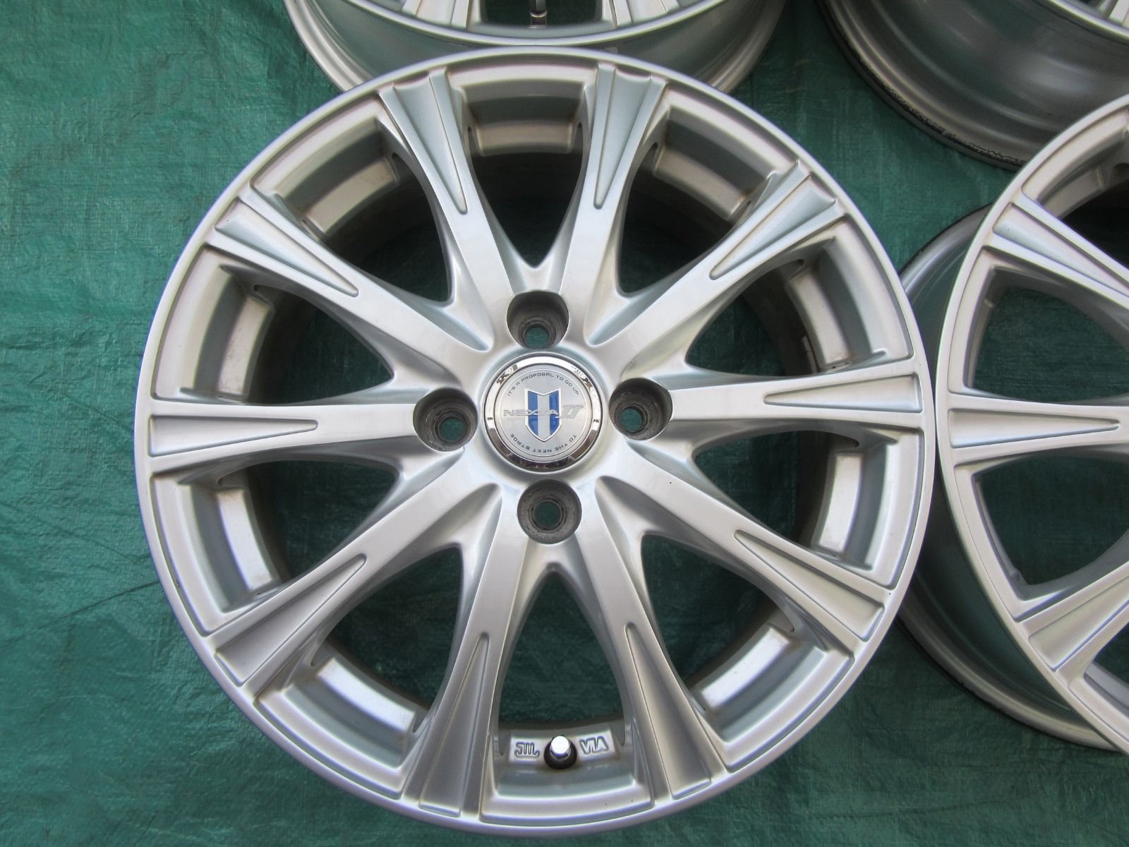 Weds NEXTA JJ ウェッズ 社外ホイール 15インチ 4本 6J5HPCD114.3+43 セレナ等　(VHK437) WEDS ウェッズ Joker スプレッド ホイール 4本 6J-15 PCD114.3 5穴 +43