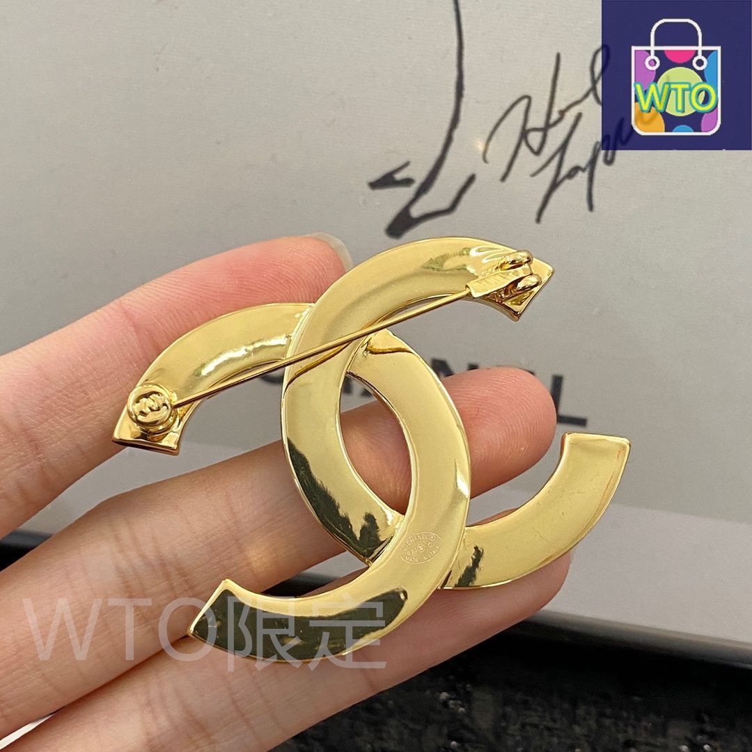 今日特価】CHANEL シャネル プラチナム ダブル C ブローチ ?-WTO