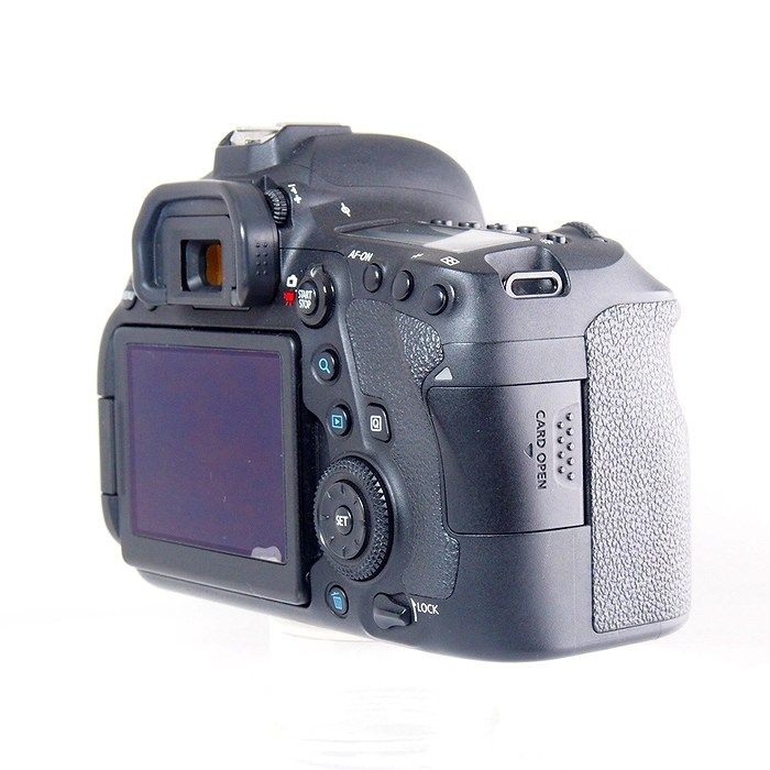 《良品》Canon EOS 6D Mark II ボディ 中古 《良品》 Canon EOS 6D Mark II ボディ \u003cbr\u003e[ デジタルカメラ
