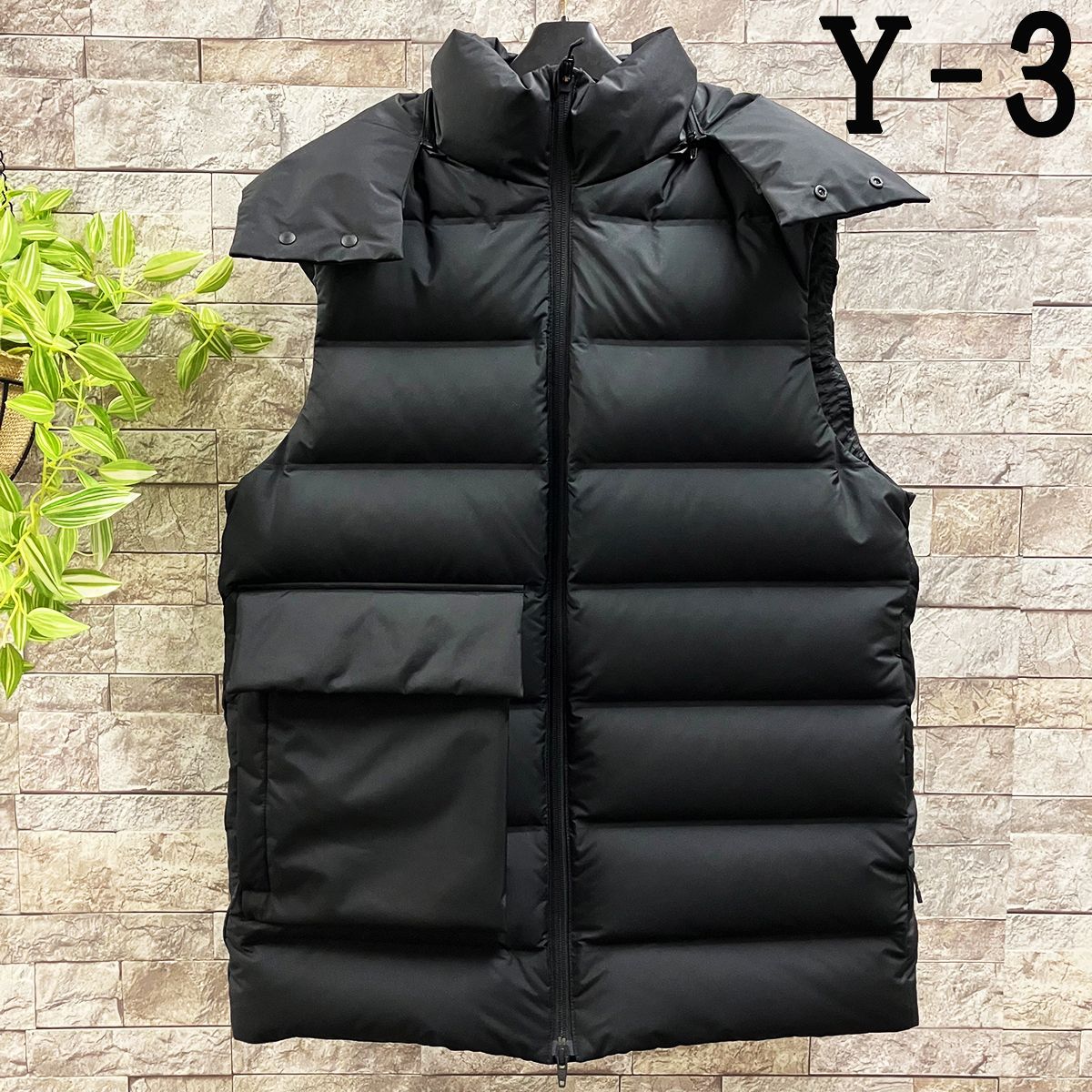 Y-3 フード付き ブラック ダウンベスト Y-3（ワイスリー）ダウンジャケット/ダウンベスト 黒 サイズ:XS メンズ