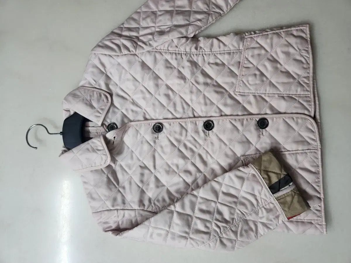 BURBERRY バーバリー 子供用キルティング