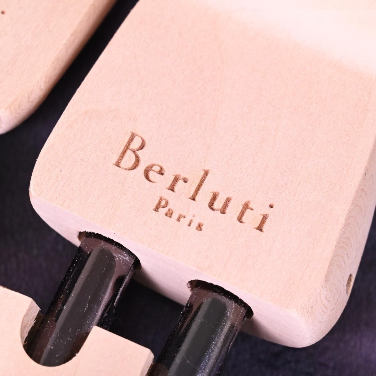 ベルルッティ木製シューキーパー 楽天市場】☆ベルルッティ シューキーパー Berluti シューツリー
