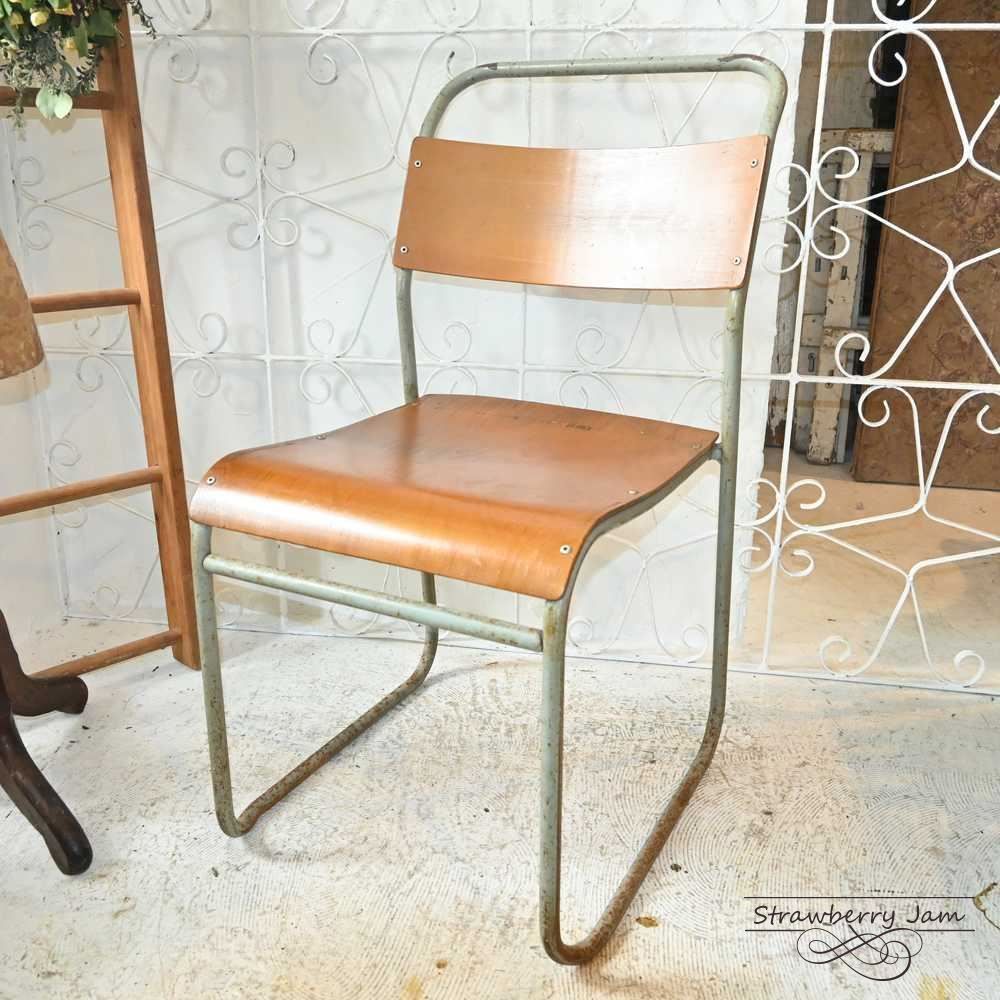 ①くすみグレー　アンティーク　チューバックス　ベルギー　スクール　チェア　椅子 ①くすみグレー アンティーク チューバックス ベルギー スクール