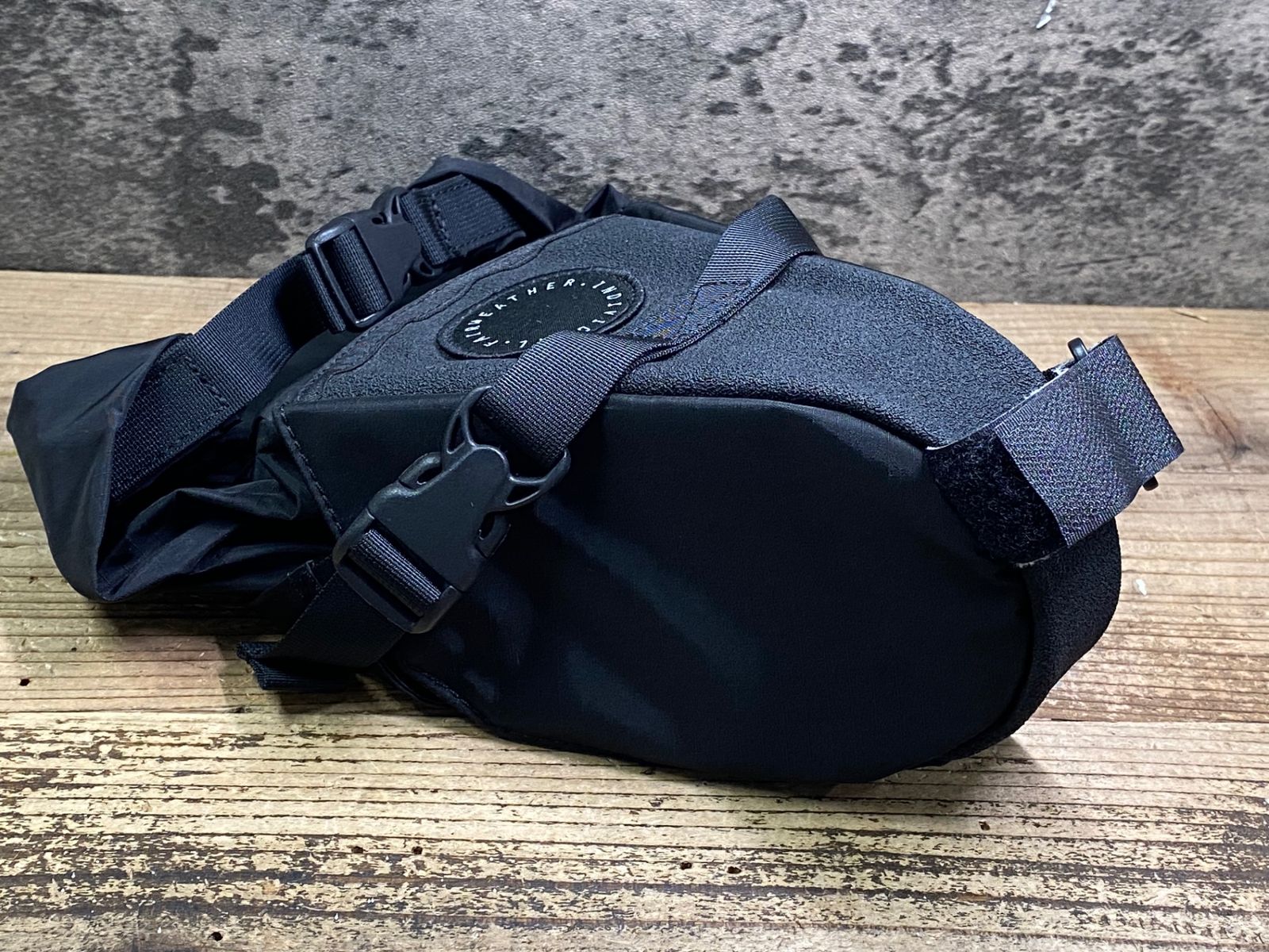 JJ639 フェアウェザー Fairweather サドルバッグ