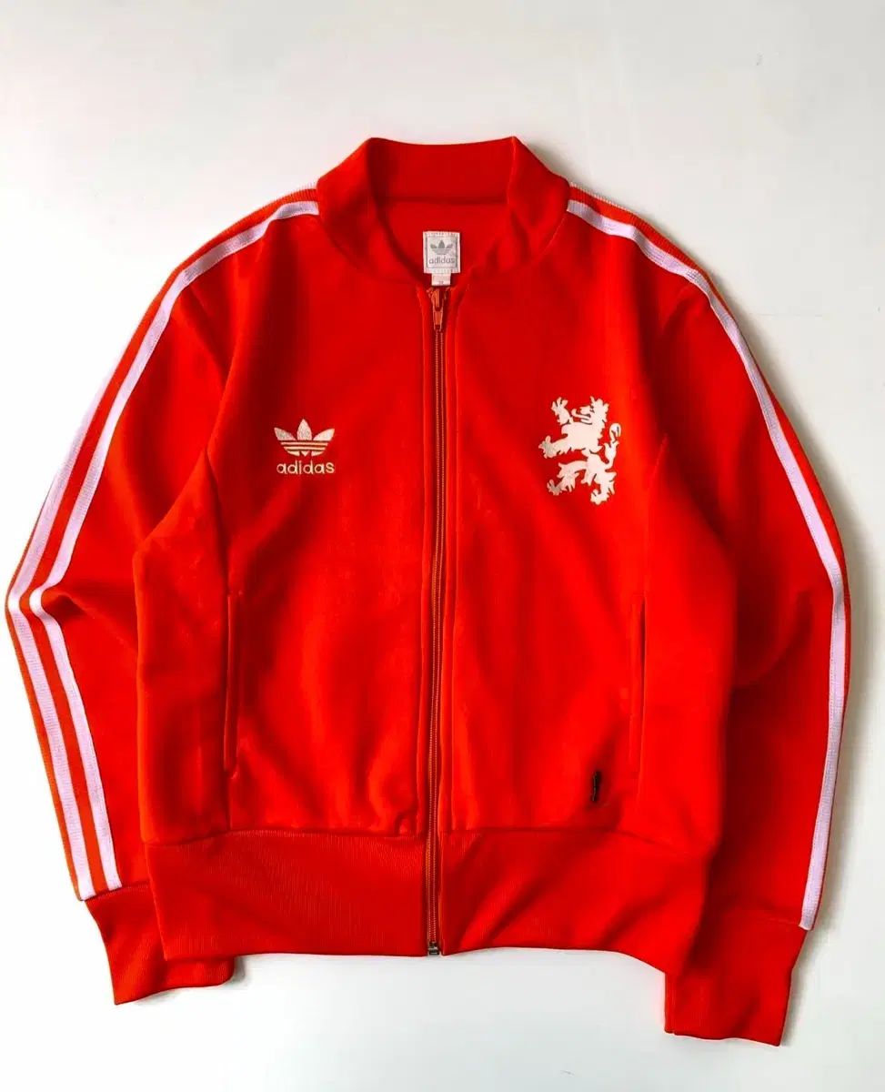 Adidas adidas