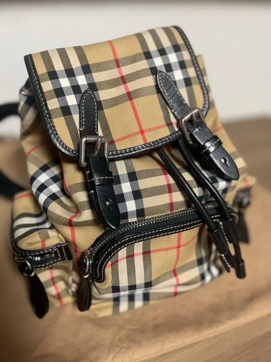 専用BURBERRY バーバリー】 ヴィンテージチェック スモール バックパック 専用BURBERRY バーバリー】 ヴィンテージチェック スモール バック