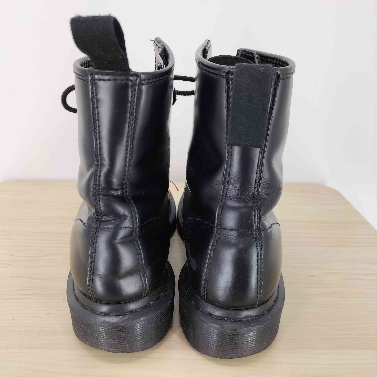 Dr. Martens 黒 レザー 8ホール 【公式通販】