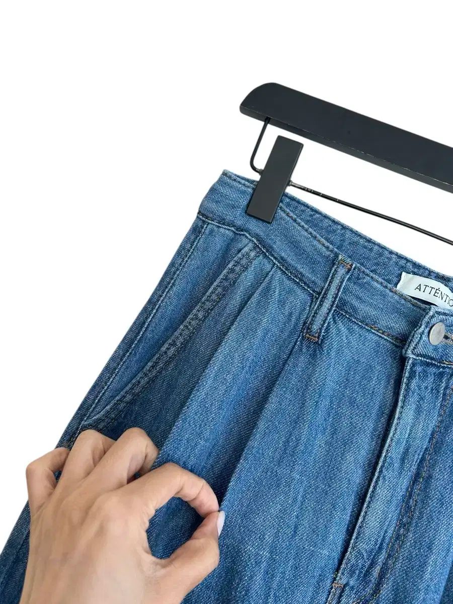 パンツ