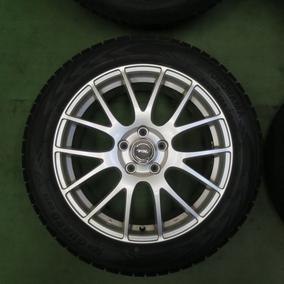 バリ溝 22年 キレイ 9分 スタッドレス 225 55R18 ヨコハマ アイスガード G075 TOPRUN トップラン 18インチ PCD114.3 5H 5092501TTス TRITUETUBI_COM