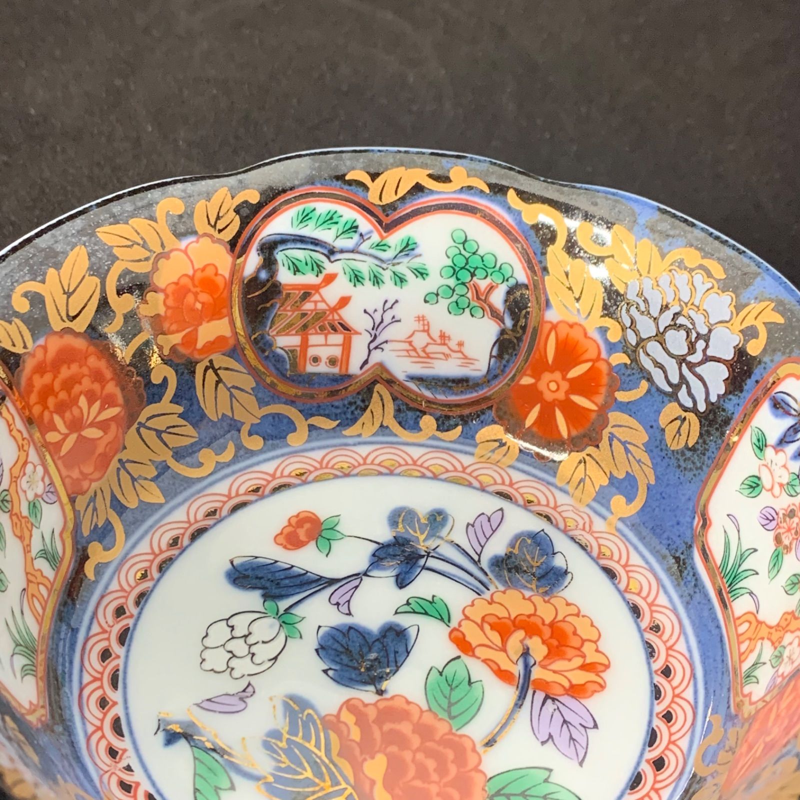 有田焼　和山窯　金彩古伊万里様式　小鉢揃え　5枚セット　輪花鉢　窓絵　染錦　色絵 有田焼 和山窯 金彩古伊万里様式 小鉢揃え 5枚セット 輪花鉢 窓