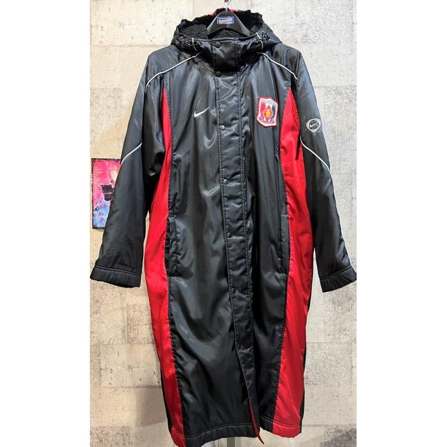浦和レッズ　ベンチコート NIKE 希少 非売品・支給品】NIKE 浦和レッズ ベンチコート ダウン
