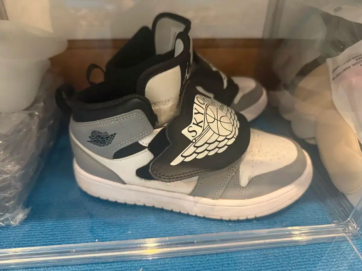 ジョーダンナイキ スニーカー