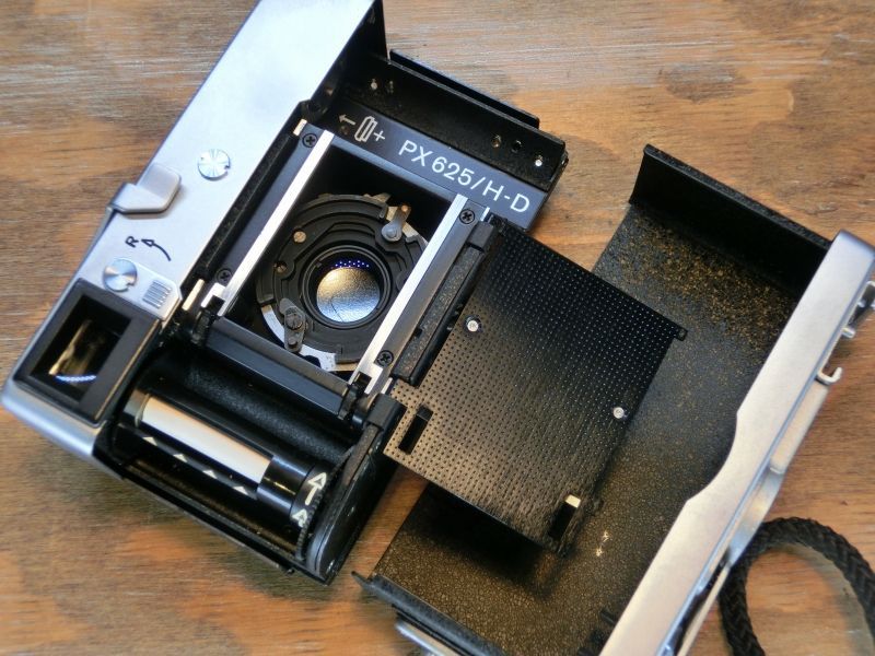 ★新品級★ Rollei 35 シルバー★カビ・クモリなし！露出計作動！完動品！ Amazon | 【ノーブランド品】新品 ローライ35用露出計カバー